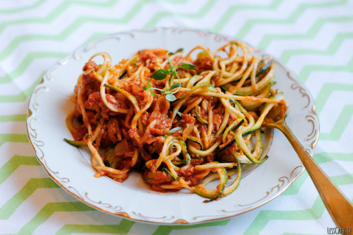 Snabb mejerifri köttfärssås med zoodles