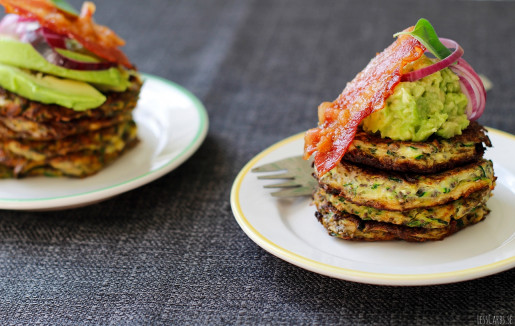 Zucchini- och chiaplättar